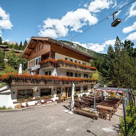 Villa Ruggero Wine Hotel Campitello di Fassa Exterior foto